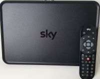 Sky Q Receiver Kabel Humax ESd -160 C/UHD 1TB Sprachfernbedienung Sachsen - Torgau Vorschau