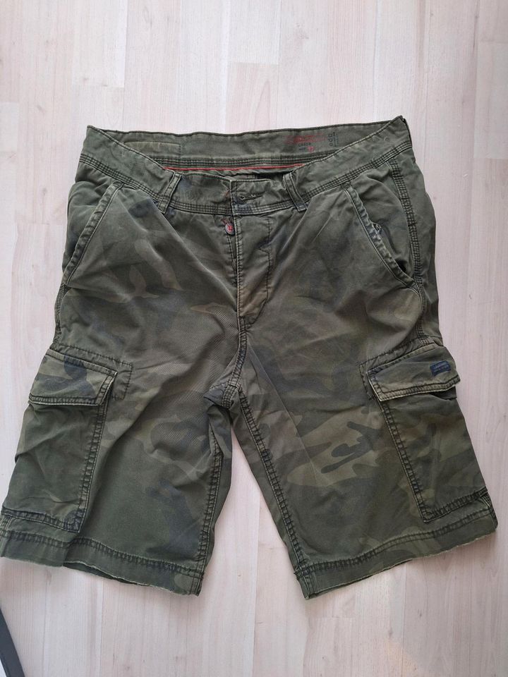 edc Shorts Loose Fit Waist 32 in Mönchengladbach