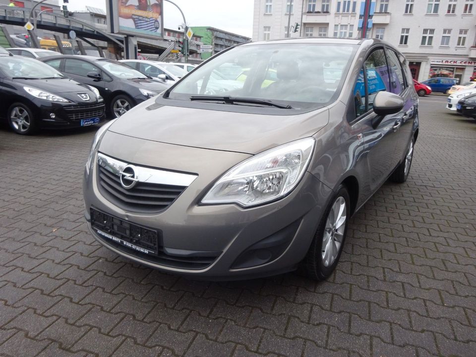 Opel Meriva 1.4 Turbo Active, AUTOMATIK in Berlin