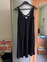 Schwarzes Kleid Berlin - Neukölln Vorschau