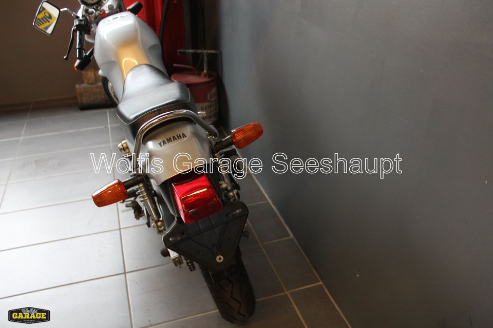 Wolfis Garage Yamaha SRX 600  Reifen NEU   Ein Klassiker in Seeshaupt