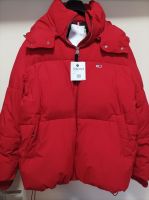 Tommy Hilfiger Winterjacke  rot Gr. S NEU München - Maxvorstadt Vorschau