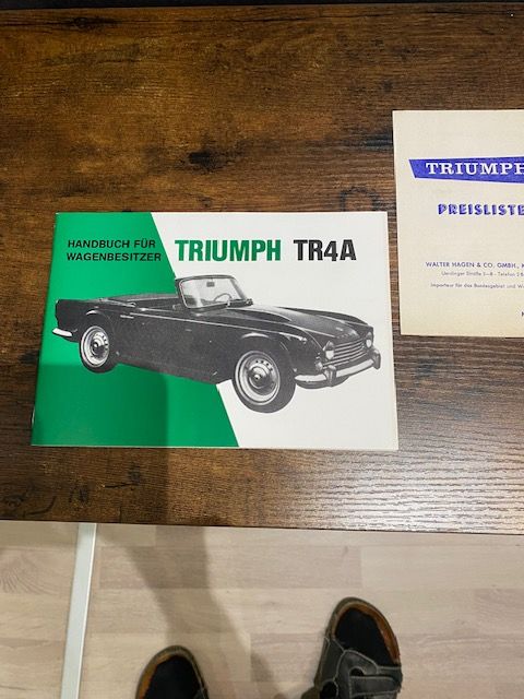 TR4A Fahrerhandbuch und Preisliste in Freilassing