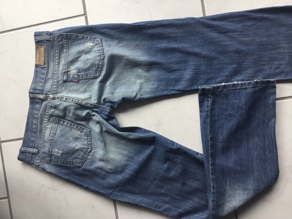 Original Levi‘s 501 Jeans Knopfleiste W31 L34 hell vintage glitze in Bad Kreuznach