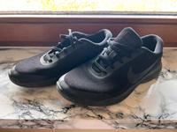 Nike Sneaker schwarz Größe 39 Bayern - Lindau Vorschau