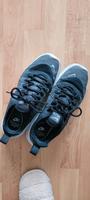 Nike Air Max Grau weiß 40 Düsseldorf - Düsseltal Vorschau