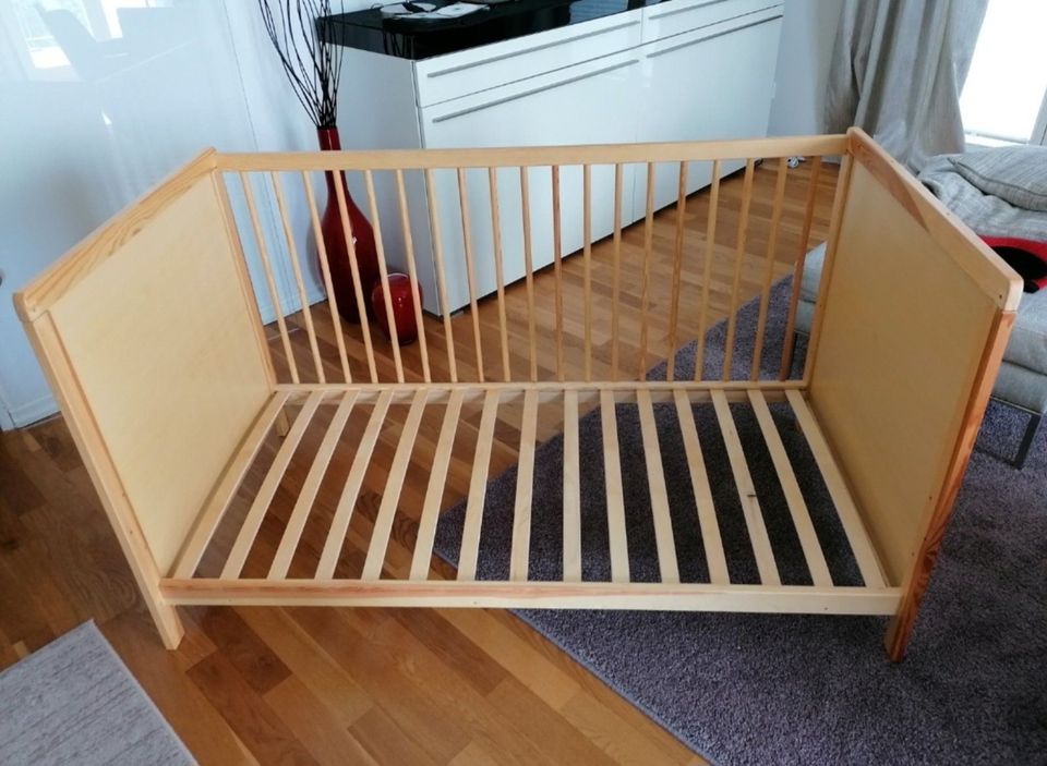 Komplettbett Kinderbett Kiefer natur lackiert 70x140 in sehr gute in Hamburg