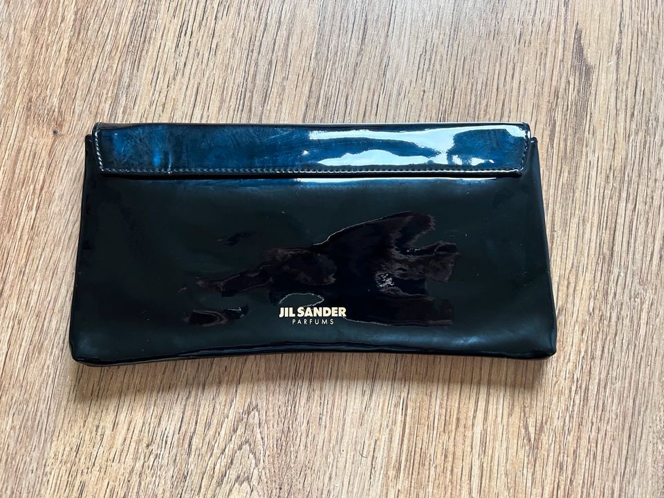 Schwarze Lack Clutch Tasche von Jil Sander in Aachen