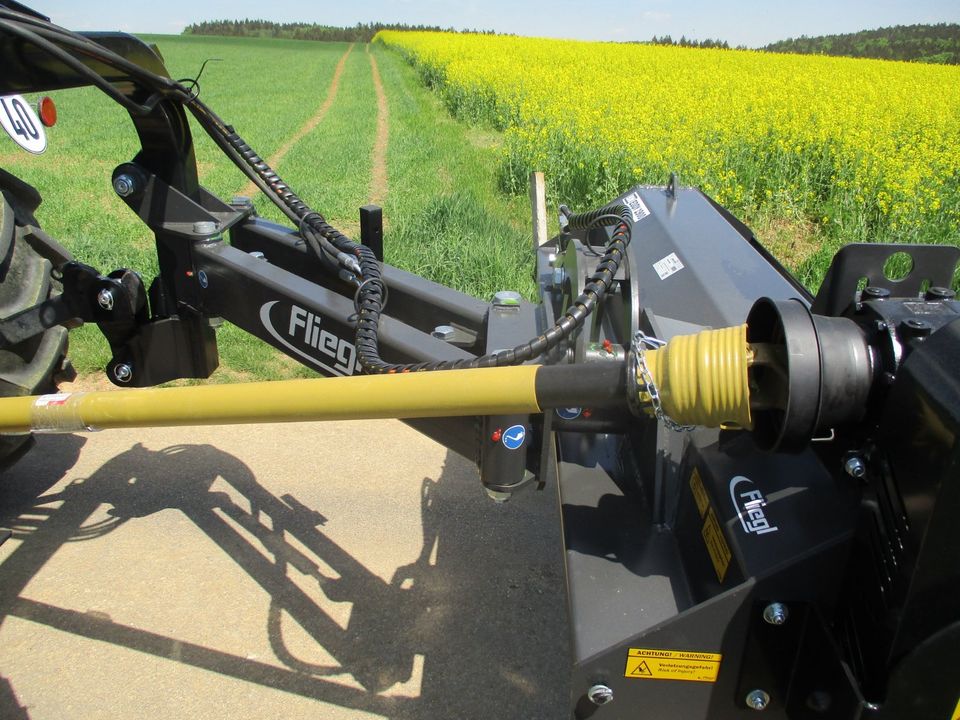 Böschungsmulcher Fliegl BM EDDY 2100, Seitenmulcher, Mulchgerät in Breitenbrunn i.d. Oberpfalz