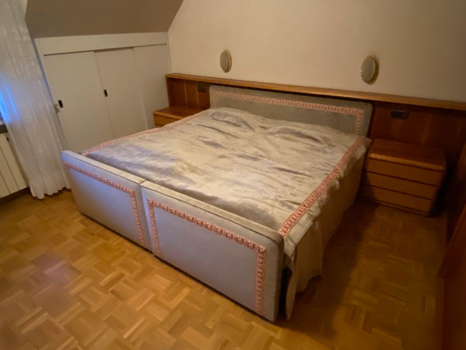 Elektrisch verstellbares Bett in Mönchengladbach