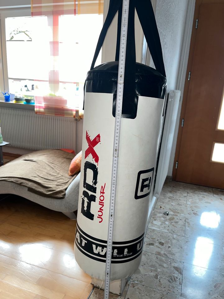 Boxsack mit Aufhängung ca 6 kg in Burladingen