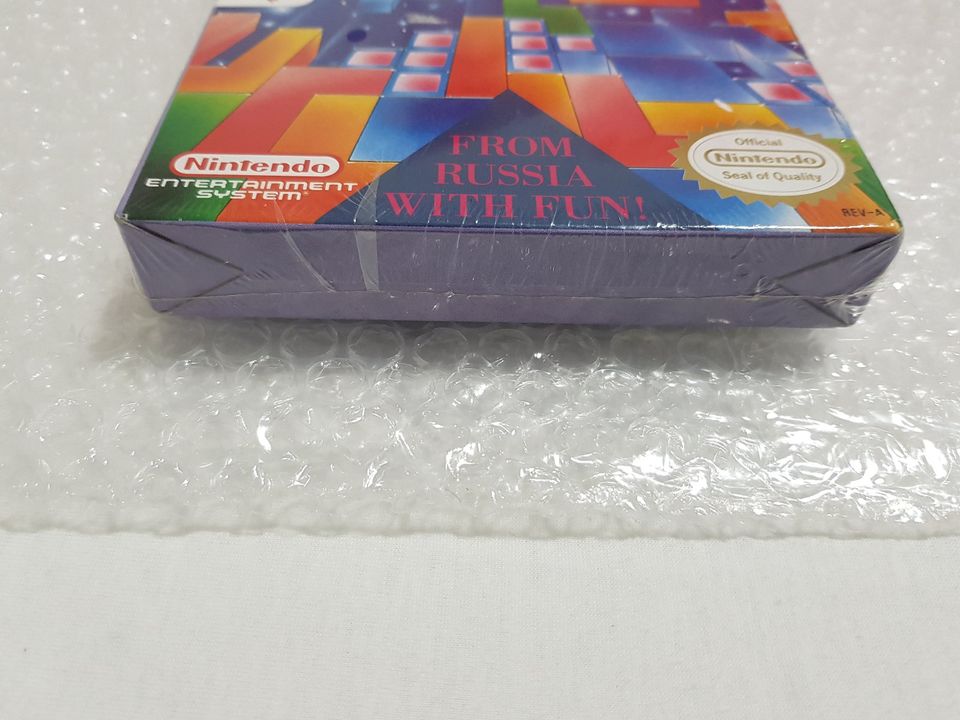 Tetris NES Sealed 1st Print Rev-A NFR Nintendo Store Sticker WATA in Beilstein