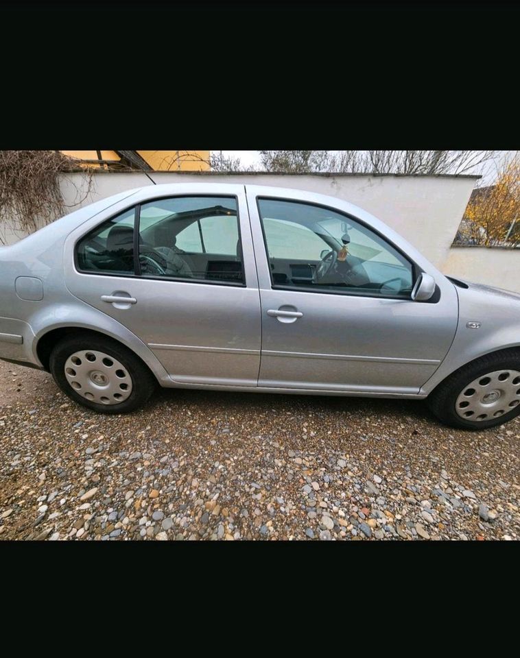 Volkswagen Bora in Neuenburg am Rhein