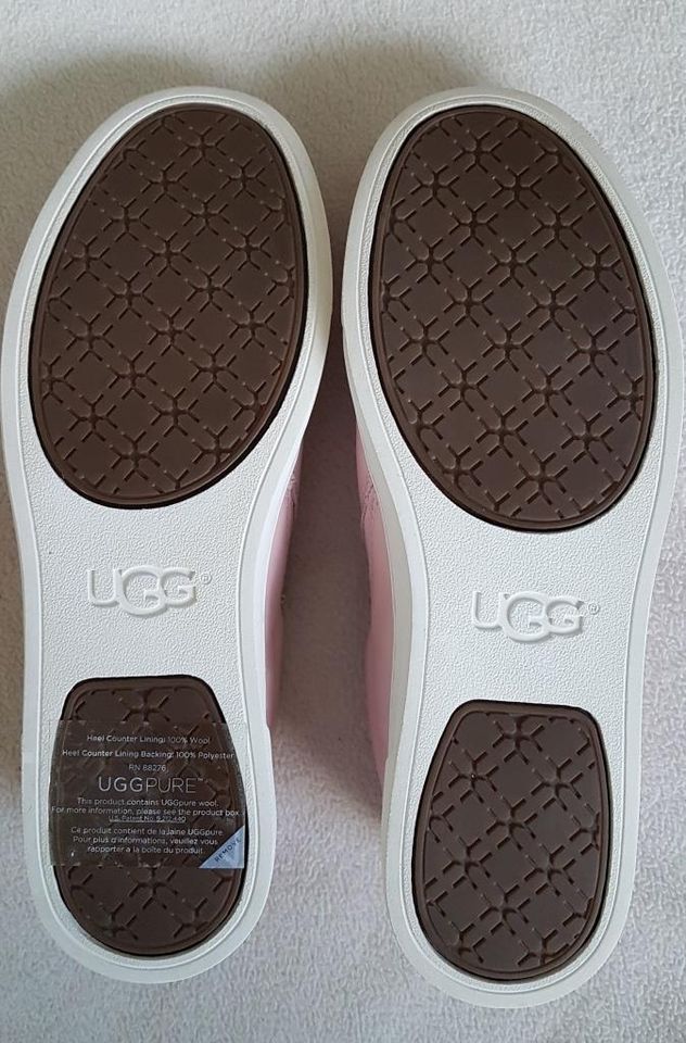 Neu** Sneaker von Ugg (Gr. 39) in Berlin