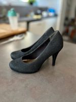 Schwarz/Blaue Glitzer Pumps von Tamaris Hessen - Wiesbaden Vorschau