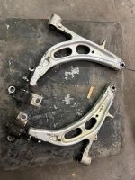 Subaru Impreza Wrx Sti Alu Querlenker mit Xenonhalter SELTEN OEM Nordrhein-Westfalen - Monheim am Rhein Vorschau