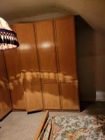 Robuster Schlafzimmerschrank mit Bett Bochum - Bochum-Ost Vorschau