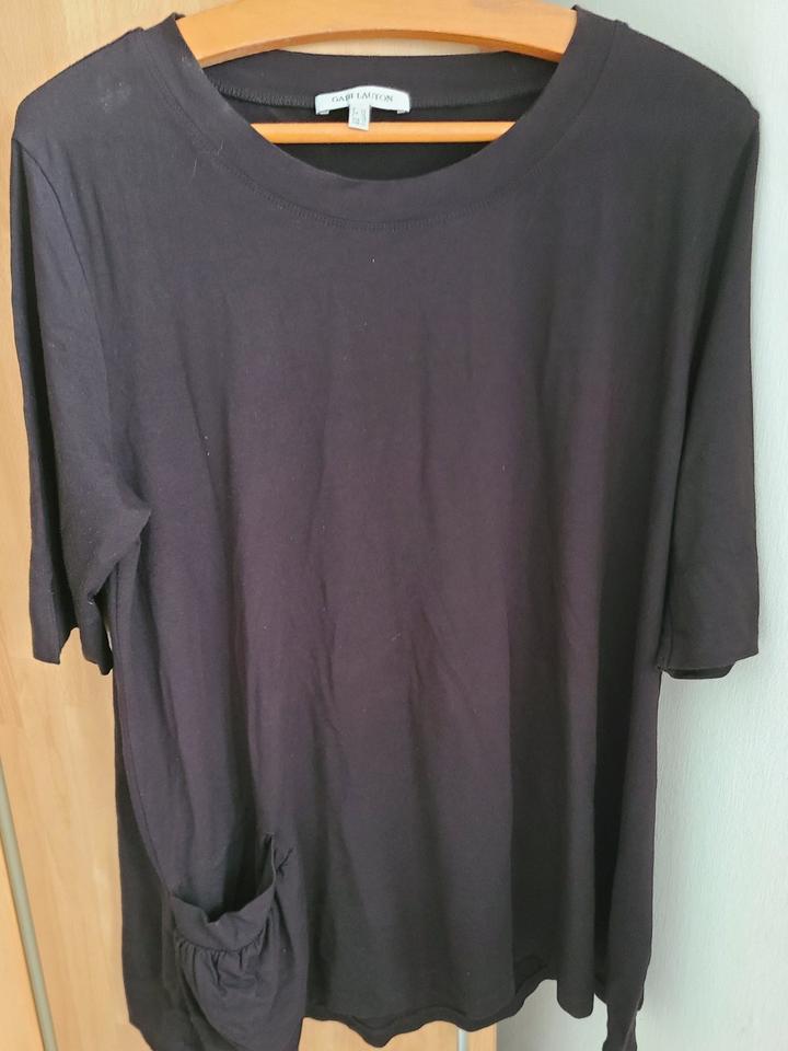 1 Hose/Hindahl+Skudelny + 3 Shirts/Pullover/Bluse/ div. Marken - in Kiel
