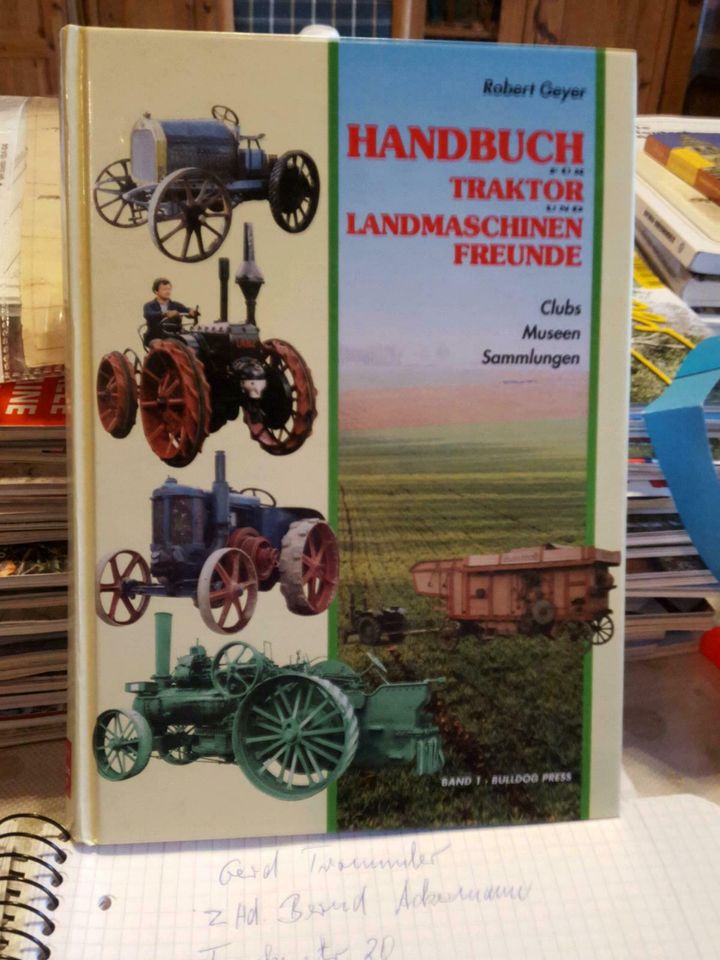 Traktoren Handbuch für Traktoren u. Landmaschinen in St. Michaelisdonn