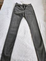 edc, Esprit, Jeans, Damen, NEU, grau, Skinny Low Rise, 26/32 Rheinland-Pfalz - Kastellaun Vorschau