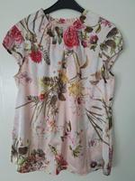 Comma Bluse wie neu 42 44 vintage Blumen Rheinland-Pfalz - Mainz Vorschau