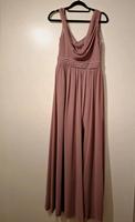 Abendkleid mit Schlitz und Spitze Niedersachsen - Kakenstorf Vorschau