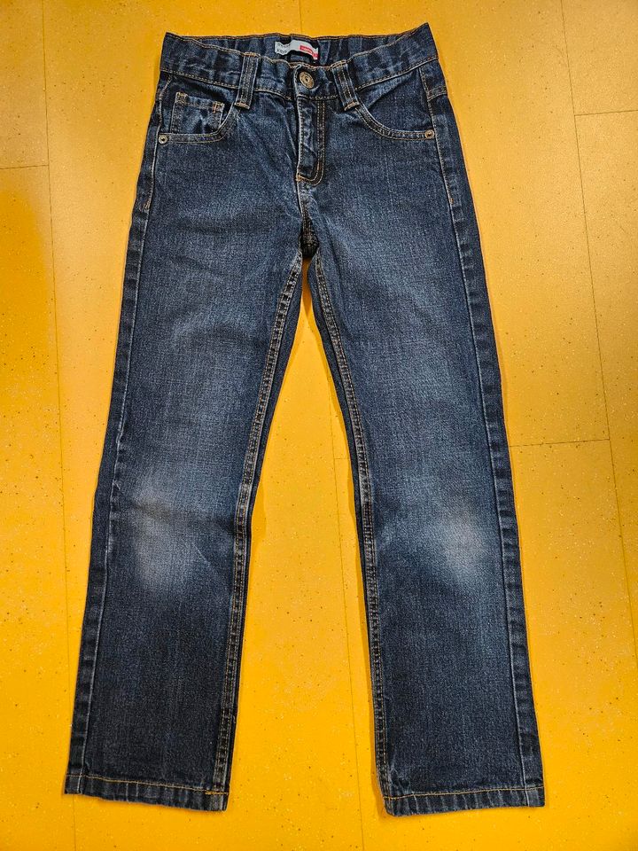 Lange Jeans in Taufkirchen München