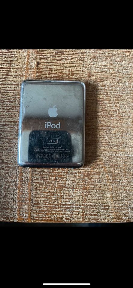 iPod Apple 8GB in Stolpen