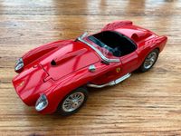 Bburago 250 Testarossa 1:18 Nordrhein-Westfalen - Xanten Vorschau