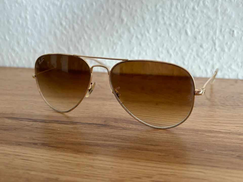 Original Ray Ban Aviator Damen Pilotenbrille Gold Sonnenbrille in Schmitten