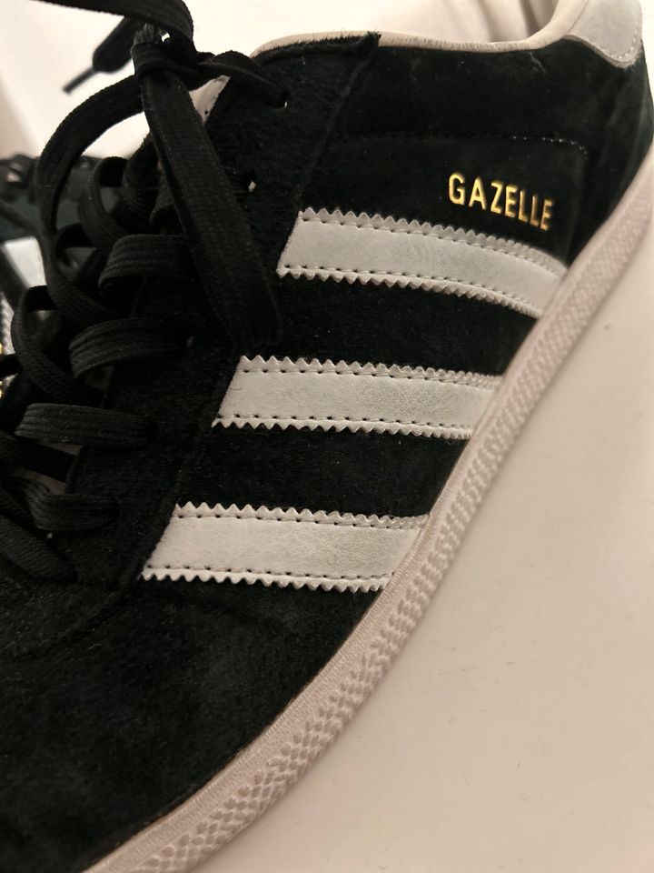 Adidas Gazelle Sneaker Männer 43 in Berlin