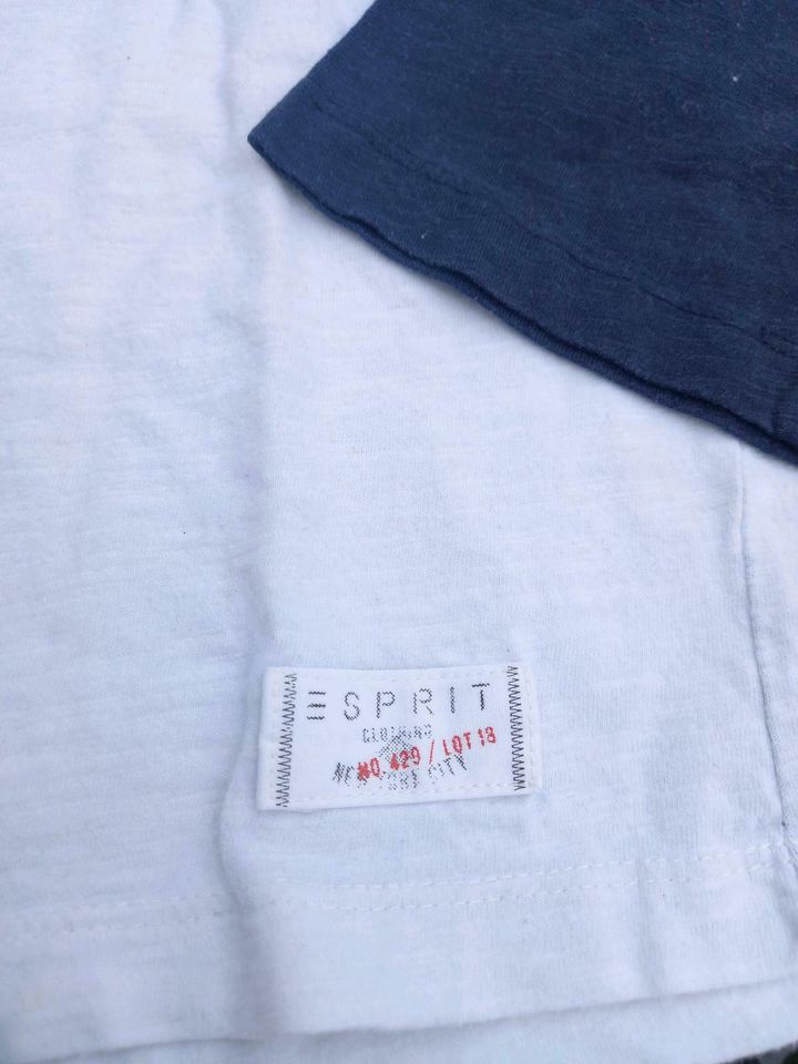 Weißes Longshirt von Esprit mit Blauen Ärmel Größe L in Brühl