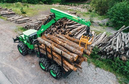 Reil & Eichinger Rückezug Forwarder EQUUS 6Rad 175N 6WDC in Nittenau