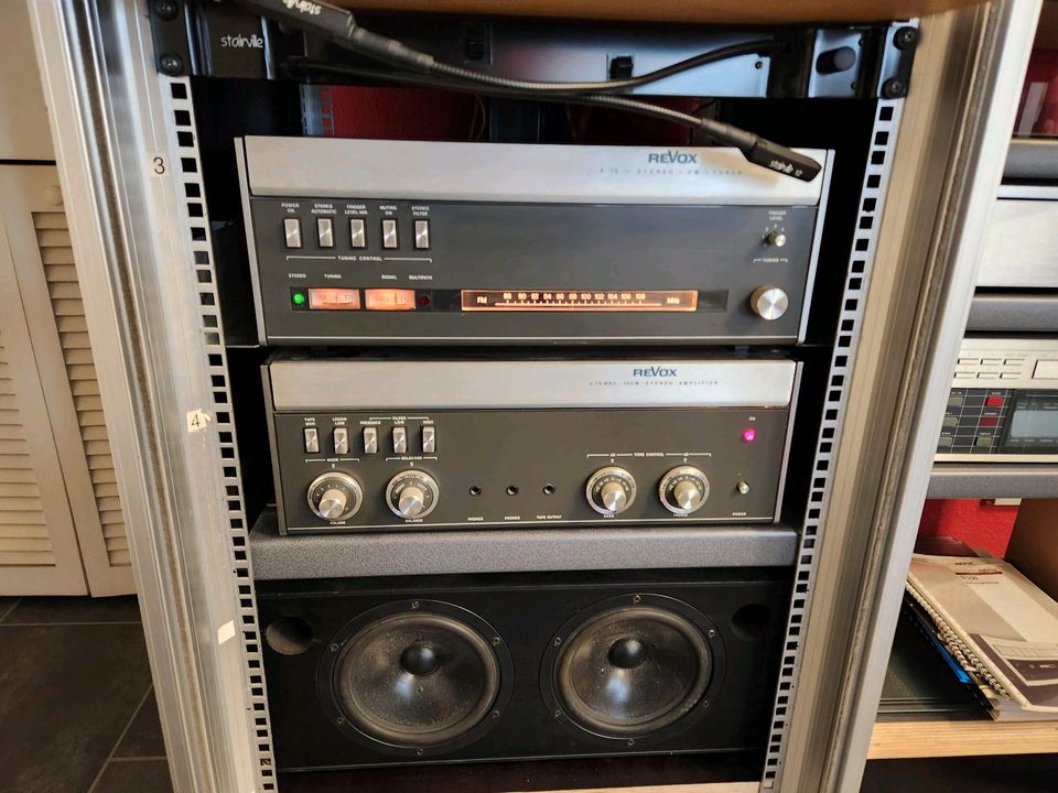 REVOX ( Rack ) in Bonn