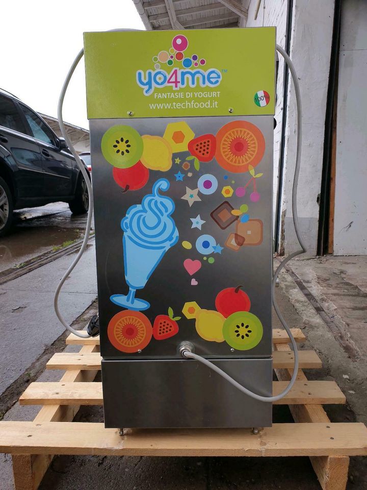 Softeismaschine Yo4me Frozen Joghurt Joghurteis Eis in Magdeburg