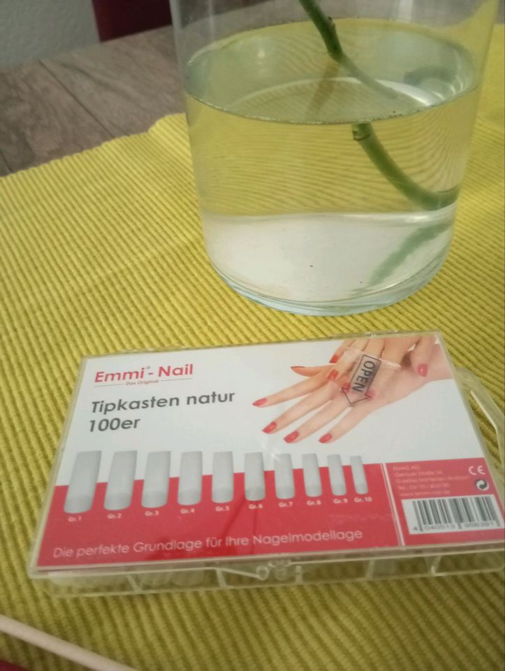 Sale! Maniküre Acryl Set in Iserlohn