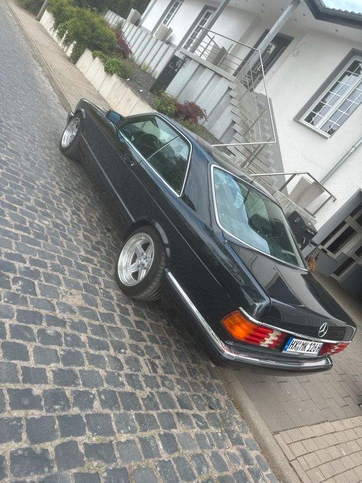 Mercedes Benz W126 560 SEC Oldtimer V8 S Klasse Coupé in Brakel