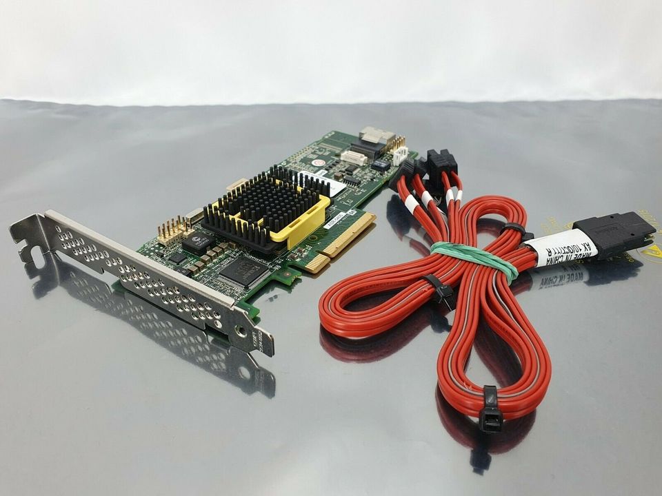 Adaptec ASR-5405 TCA-00275-04-D 256MB Raid Controller Karte PCI-E in Fellbach