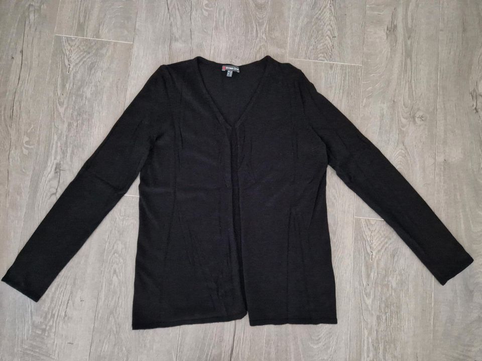 Strickjacke Street One schwarz Gr. 38 in Schwanewede