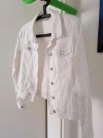 Orsay neuwertige weiße Jeansjacke mit Lochmuster und Stickerei 36 Bayern - Regensburg Vorschau