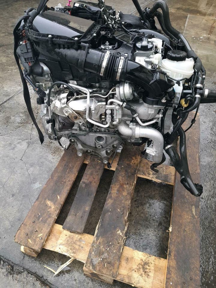 Motor Mercedes  276823 276.823 3,0i GLC43 GLE E43 AMG 367ps 5tkm in Neubrandenburg