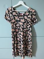 Kleid gemustert H&M Blumen Größe 36 Neustadt - Buntentor Vorschau
