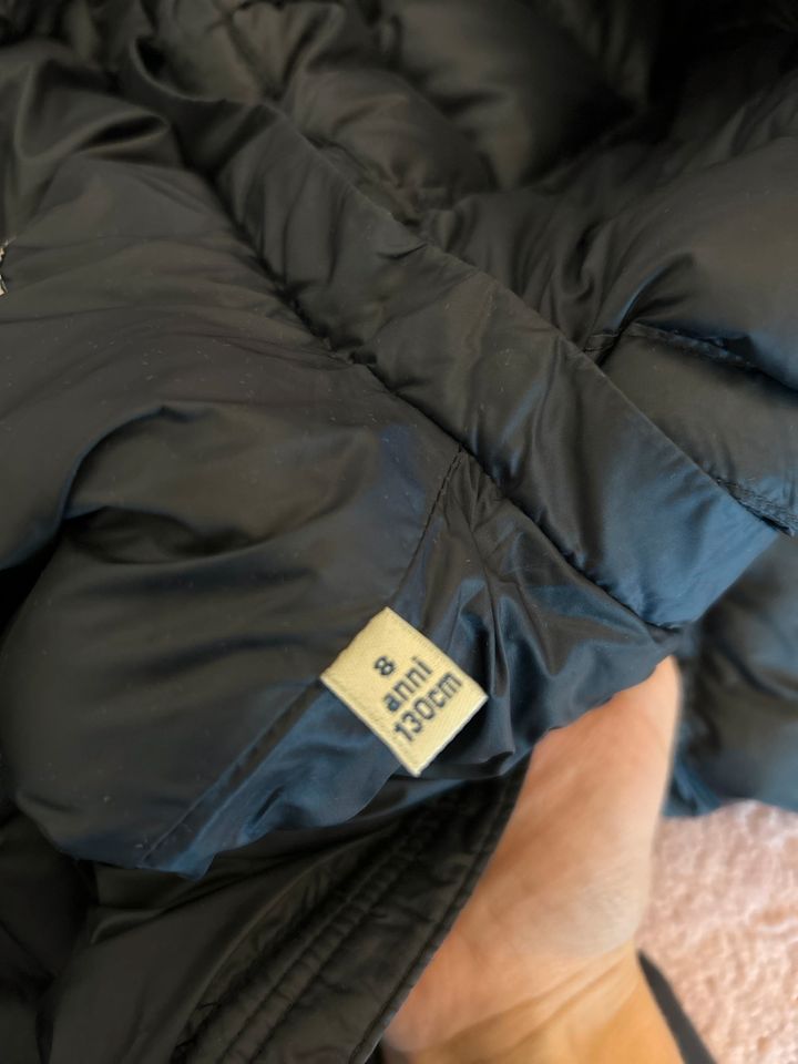 Moncler Jacke Mädchen Größe 110 original getragen Top Zustand in Dortmund