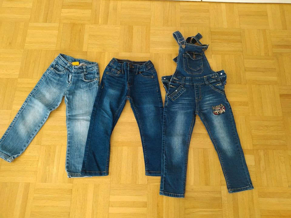 Steiff Jeans Jungen Latzhose Gr98 in Weil der Stadt