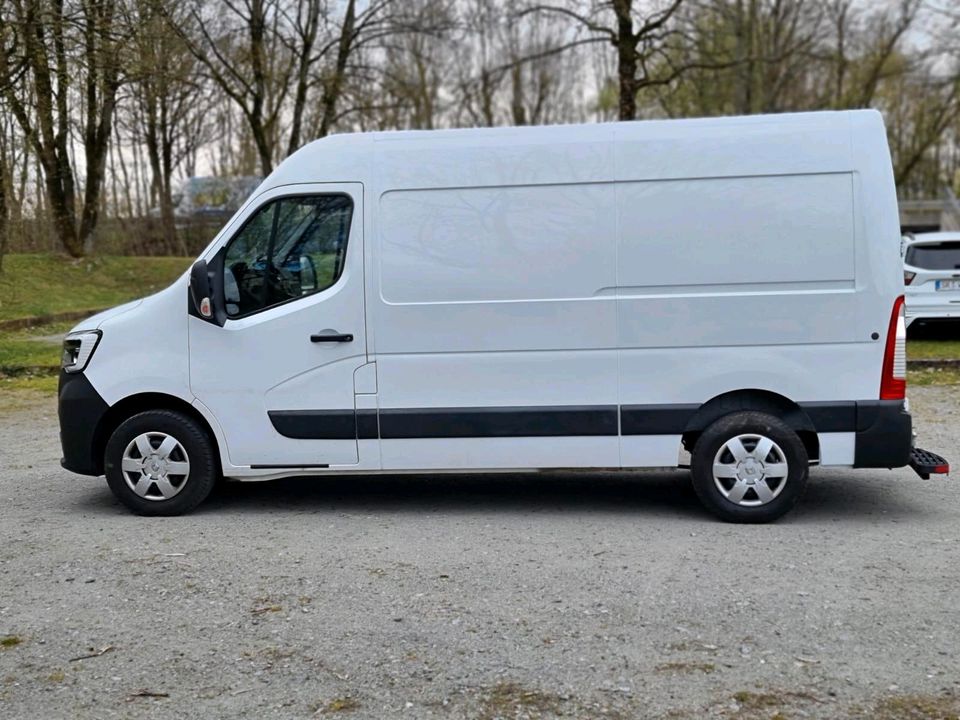 Renault Master 150DCI L2H2 3800km Erstzulassung 06.23 in Straubing