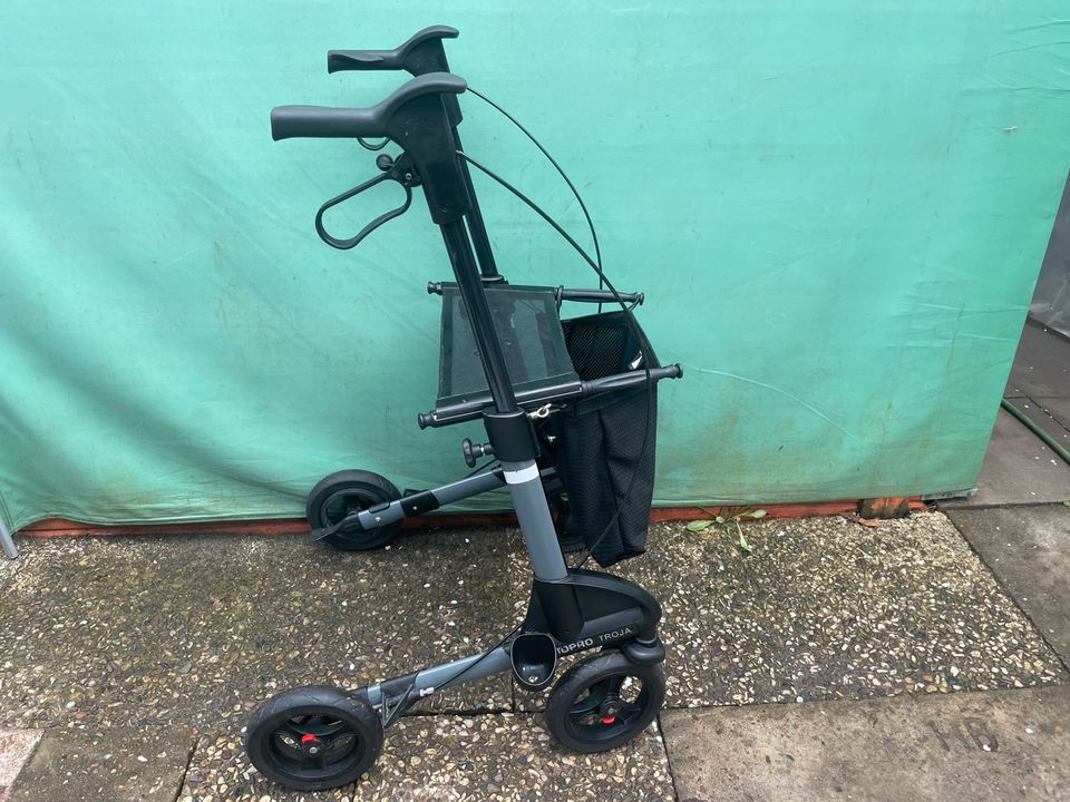 Topro Troja 2G  Faltbarer Aluminium Leichtlauf Rollator (Versand) in Hamburg