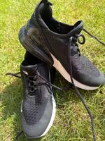 Nike Turnschuhe, 38, gewaschen guter Zustand Niedersachsen - Wolfsburg Vorschau