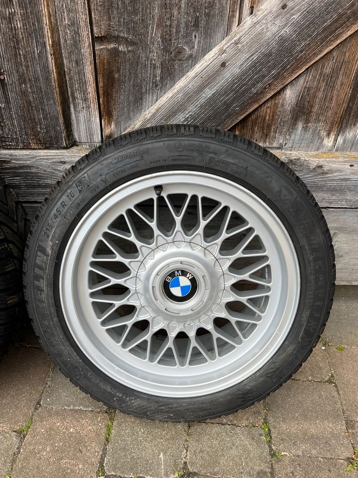 BMW Styling 5 7x16 ET20 215/45 R16 Felgen Räder Reifen E30 E39,… in Donauwörth