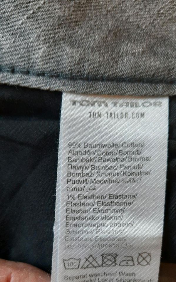 Tom Tailor Jeansrock Gr. 40 in Straßenhaus