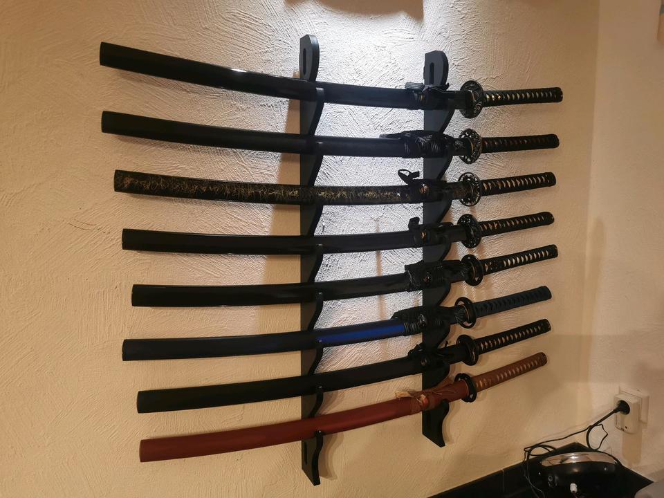 Wand Halter, Schwertständer, Wandhalterung für Samuraischwert in Hochdorf